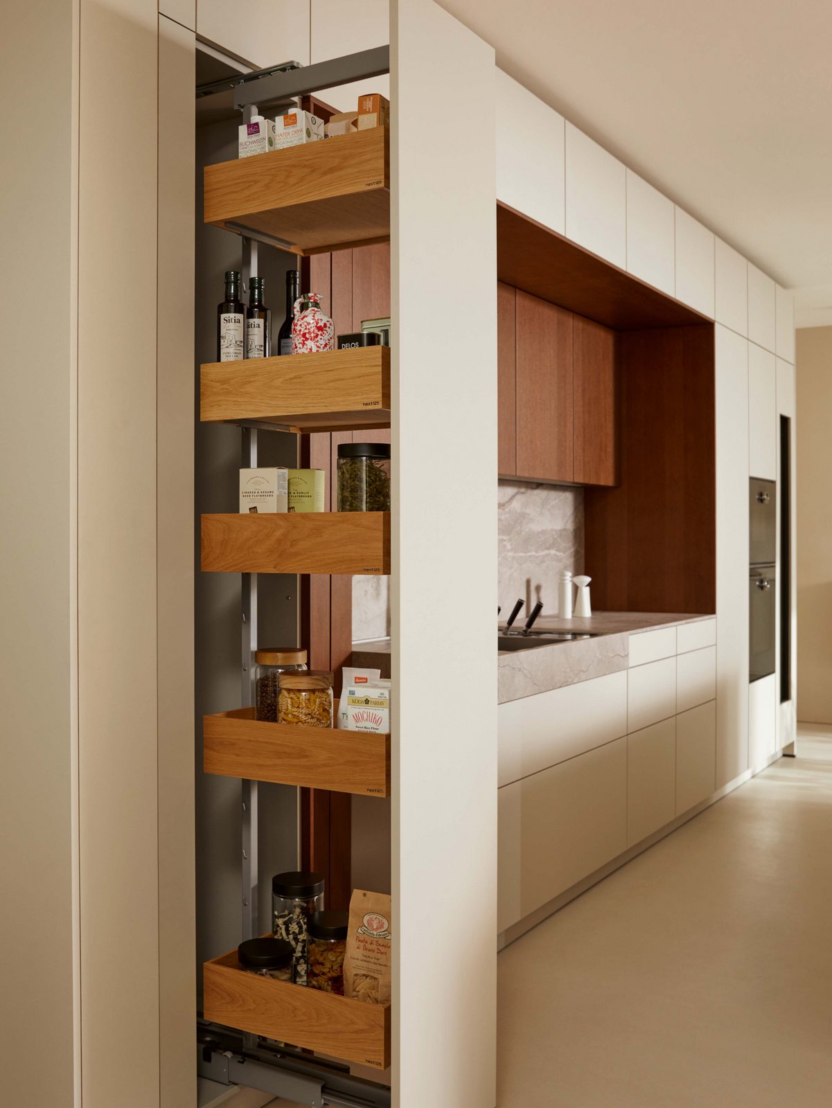 Next125-Apothekerschrank