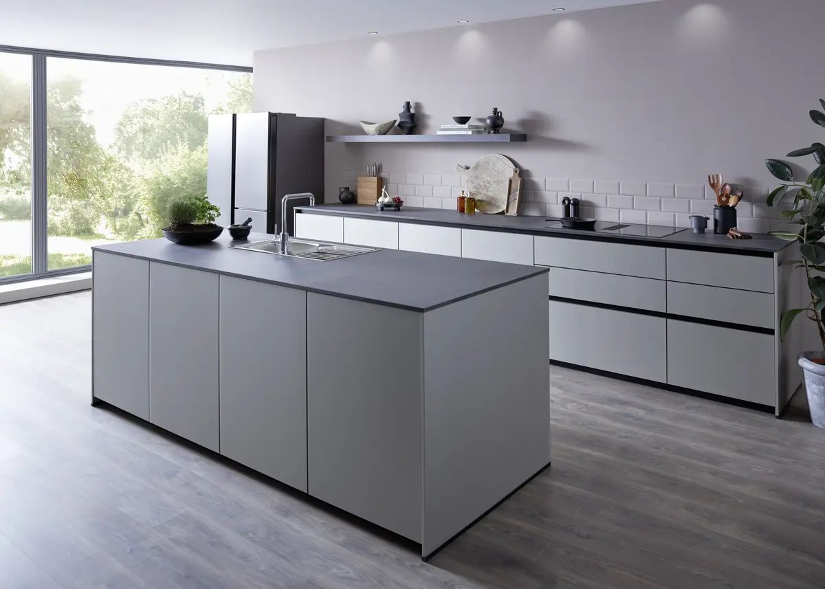 Contur Inselküche Taupe matt 01