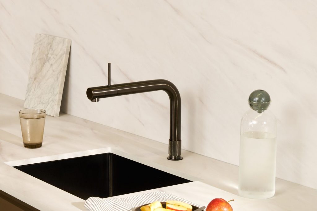 quooker wasserhahn-front-gunmetal-kuechenarmatur